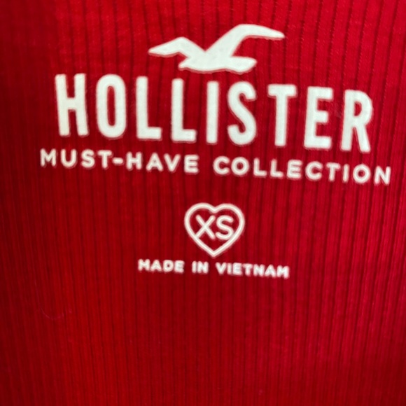Red Hollister ribbed turtleneck - Picture 3 of 4